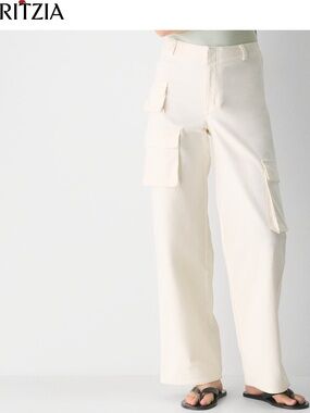 Aritzia Cream Cargo Wide-Leg Pants